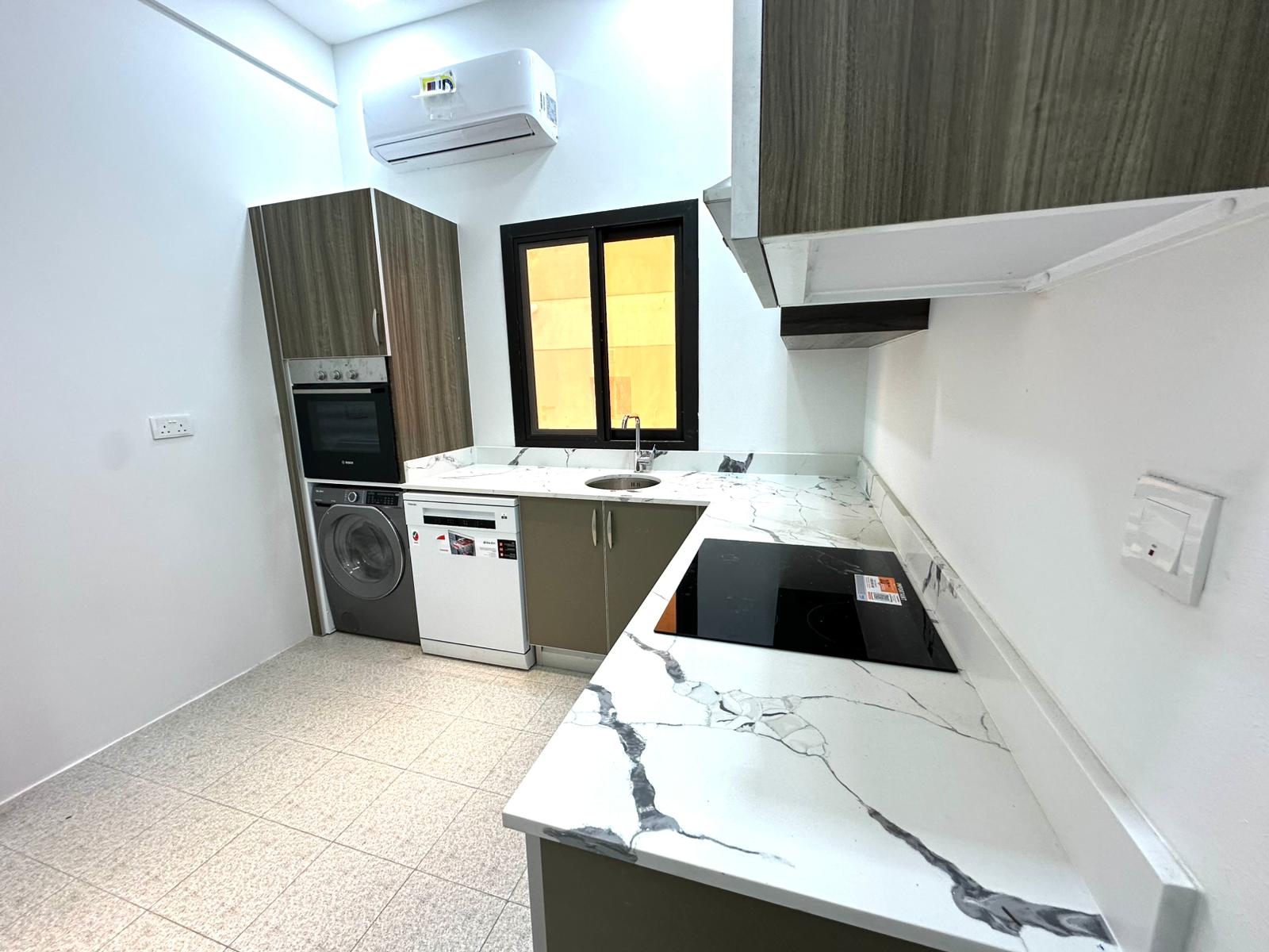 Luxury 2 Bhk Semi-furnished Flat For Rent In Janabiyah- Saudi Causeway